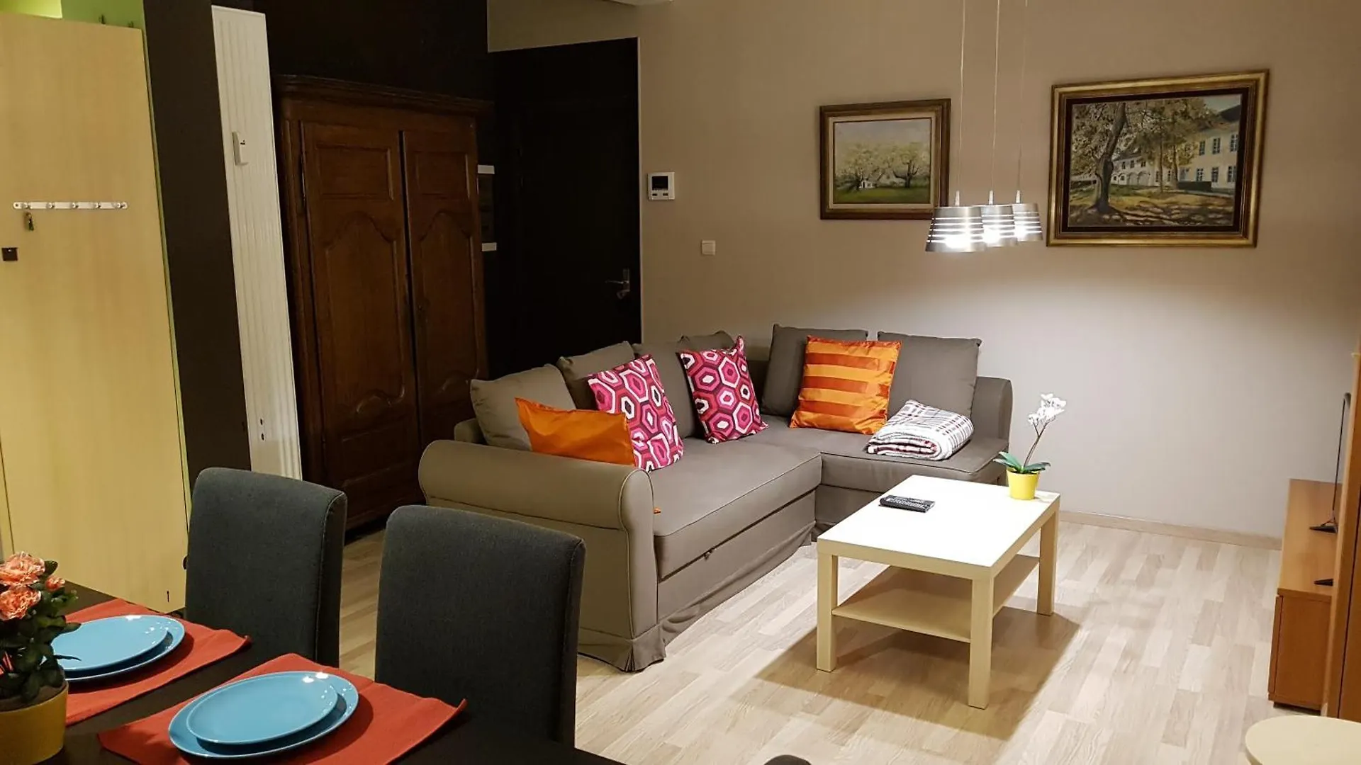 Apartment Chez Esmara Et Philippe Brussels